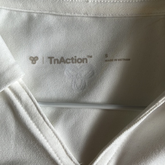 TnAction Outlast White Activewear Tank - Picture 2 of 6